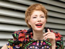 Палатка в квартире и теплый домашний костюм: как Елена-Кристина Лебедь готовится к зиме